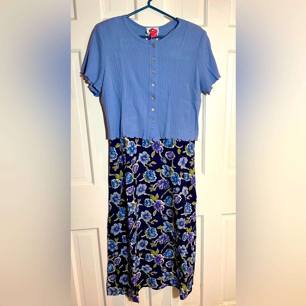 Miz California size 14 sleeveless dress and short sleeved sweater EUC